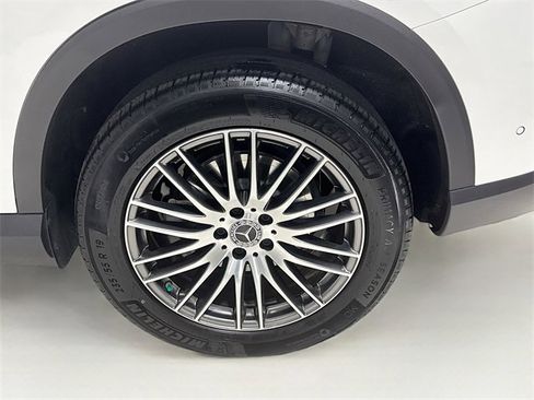 Certified 2025 Mercedes-Benz GLC 300 GLC 300 image 33