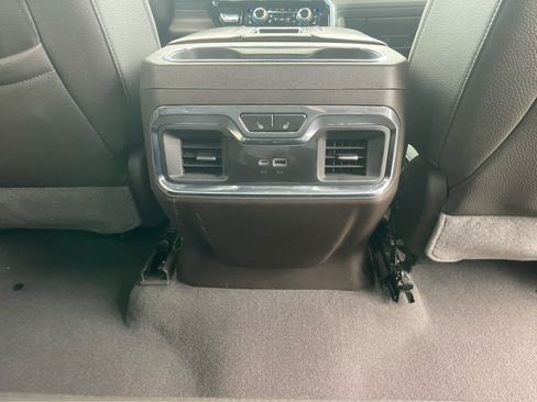Used 2022 GMC Sierra 1500 Denali w/ Denali Reserve Package AWD/4WD image 25