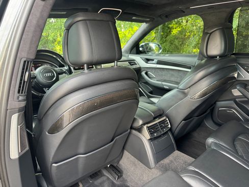 Used 2014 Audi S8 AWD/4WD image 62