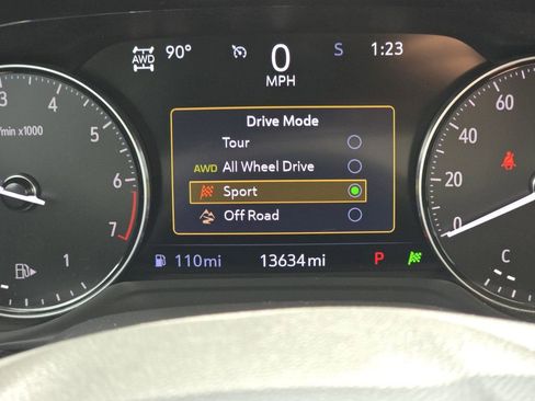 Used 2023 Buick Envision Essence AWD/4WD image 8