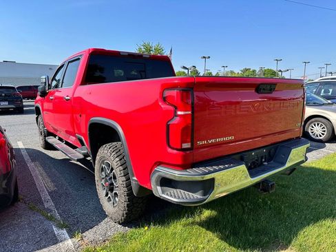 Used 2024 Chevrolet Silverado 3500 LTZ w/ LTZ Convenience Package AWD/4WD image 3