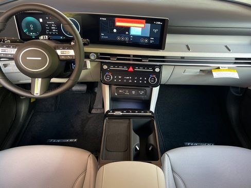 New 2026 Hyundai Tucson Limited AWD/4WD image 16