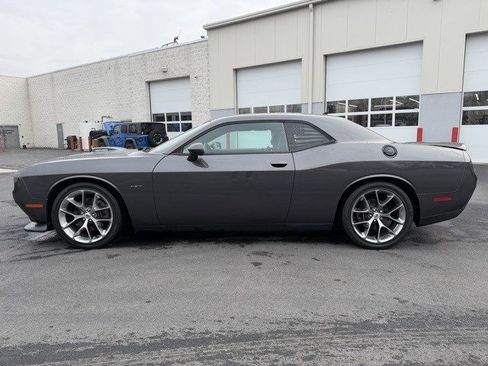 Used 2019 Dodge Challenger R/T w/ Plus Package image 2