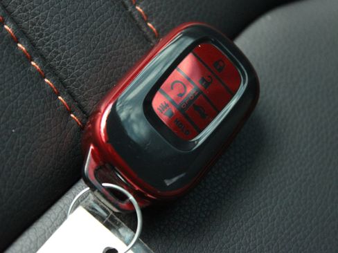 Used 2025 Honda Pilot TrailSport image 52
