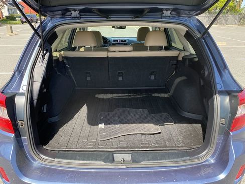 Used 2016 Subaru Outback 2.5i Limited image 26