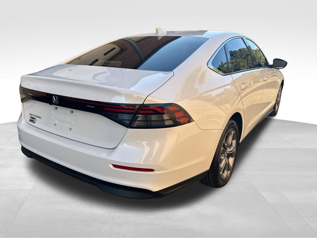 Used 2024 Honda Accord EX image 5