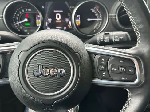 Used 2023 Jeep Wrangler Unlimited Sahara w/ Cold Weather Group AWD/4WD image 23