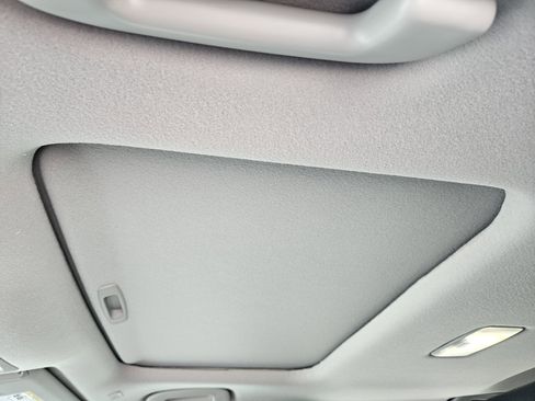 New 2026 Toyota Corolla Cross XLE w/ Convenience Package image 19