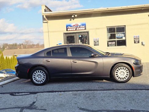 Used 2019 Dodge Charger Police w/ Convenience Group I image 3