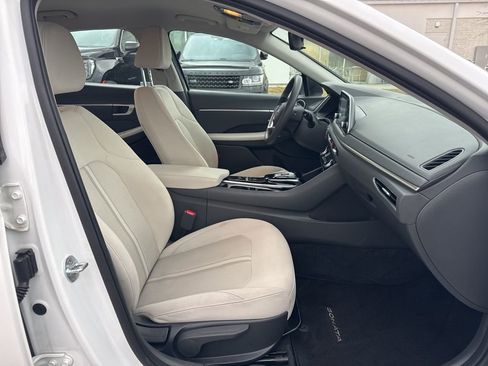 Used 2021 Hyundai Sonata SEL w/ Cargo Package image 21