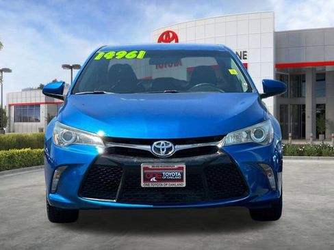 Used 2017 Toyota Camry SE FWD image 10