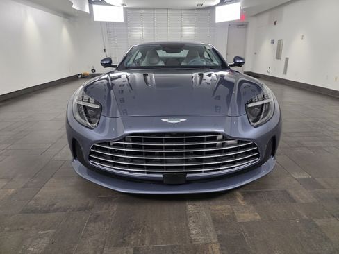 Used 2025 Aston Martin DB12 Coupe RWD image 7