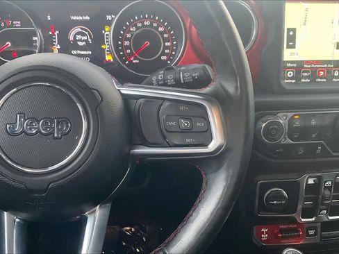 Used 2019 Jeep Wrangler Unlimited Rubicon AWD/4WD image 22