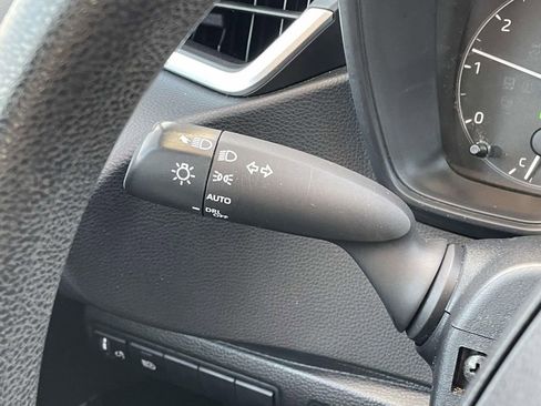Used 2023 Toyota Corolla LE image 12