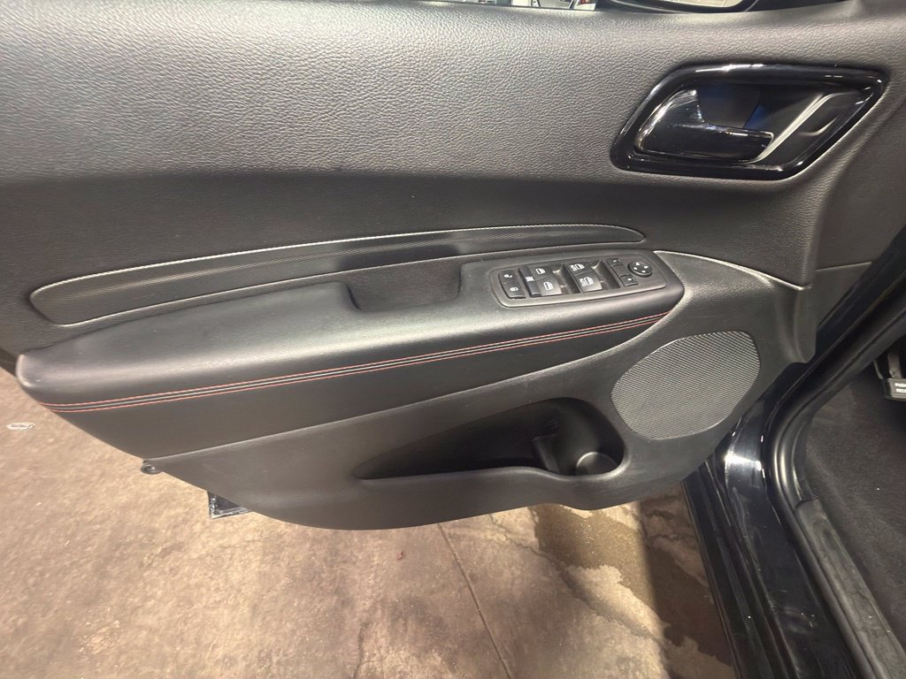 Used 2025 Dodge Durango GT AWD/4WD image 13