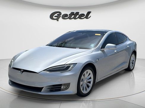 Used 2018 Tesla Model S 75D AWD/4WD image 1