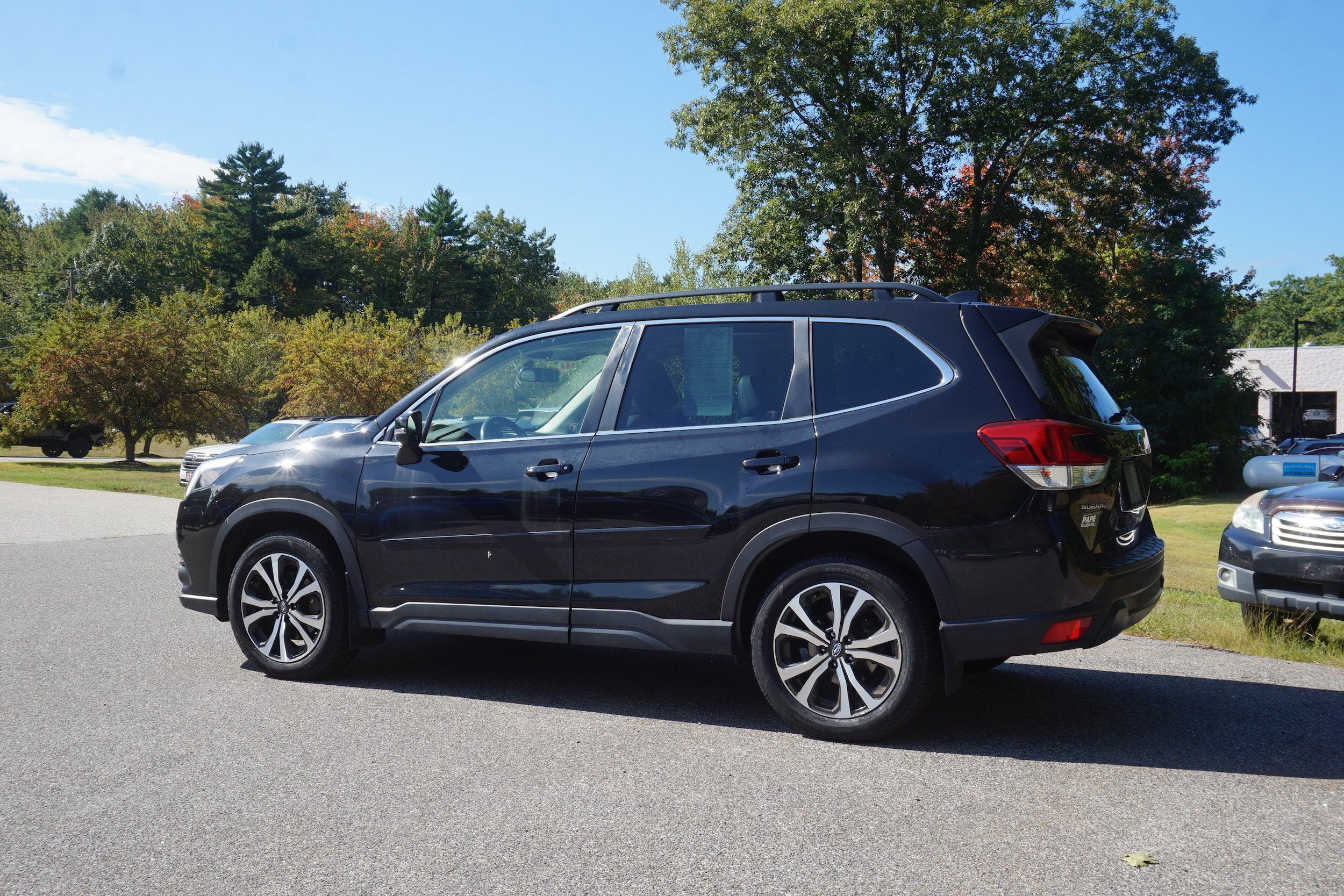 Used 2023 Subaru Forester Limited AWD/4WD image 7