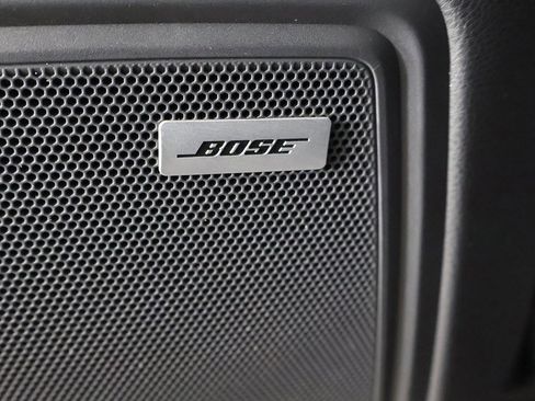 Used 2022 Porsche Macan image 38