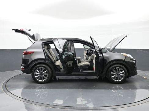 Used 2021 Kia Sportage S w/ S FWD Premium Package image 48