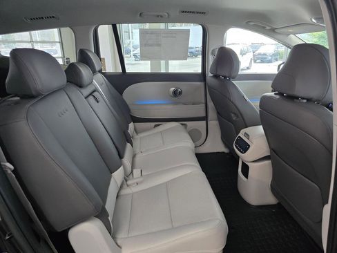 New 2026 Hyundai Ioniq 9 SEL image 35