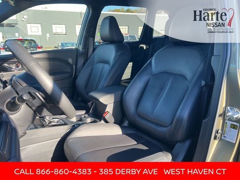 Used 2025 Subaru Forester Limited AWD/4WD image 17