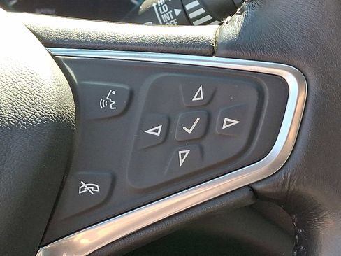 Used 2022 Chevrolet Malibu LT w/ Leather Package image 22