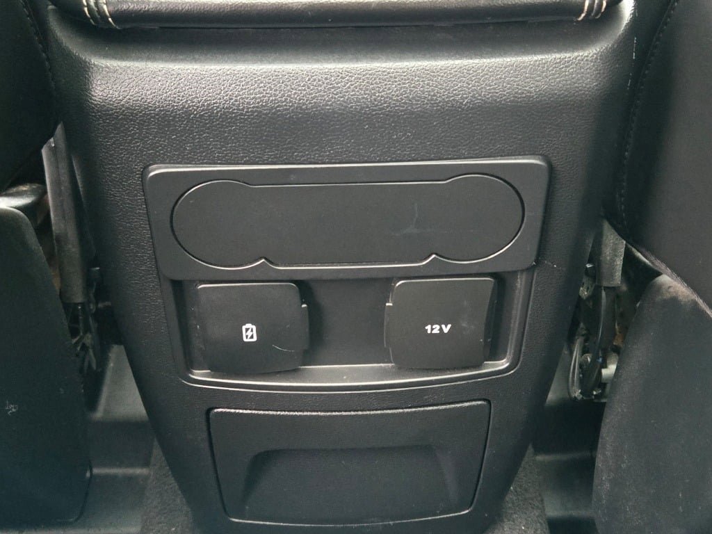 Used 2023 Ford Explorer XLT w/ Equipment Group 202A AWD/4WD image 19
