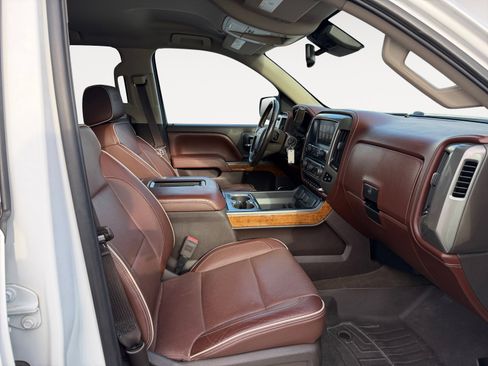 Used 2016 Chevrolet Silverado 1500 High Country w/ High Country Premium Package image 15