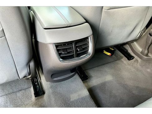 Used 2022 Chevrolet Malibu LT FWD image 31