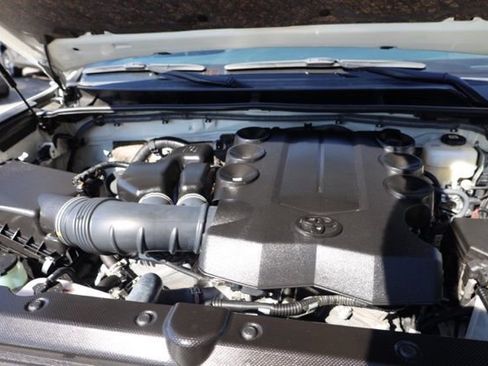 Used 2024 Toyota 4Runner TRD Off-Road image 42