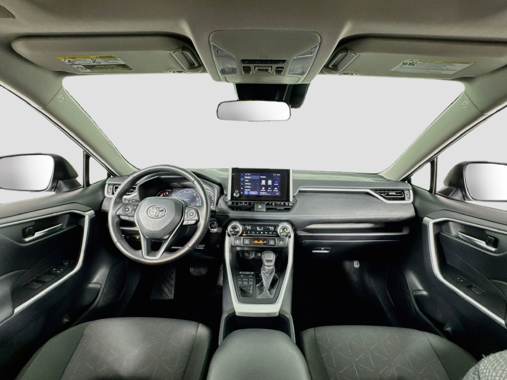 Used 2025 Toyota RAV4 XLE w/ Convenience Package AWD/4WD image 17