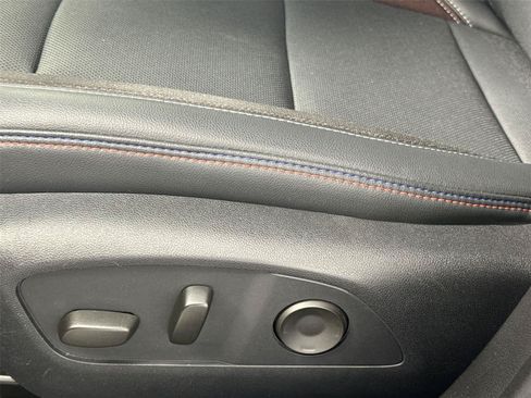 Used 2024 Chevrolet Equinox EV RS FWD image 14