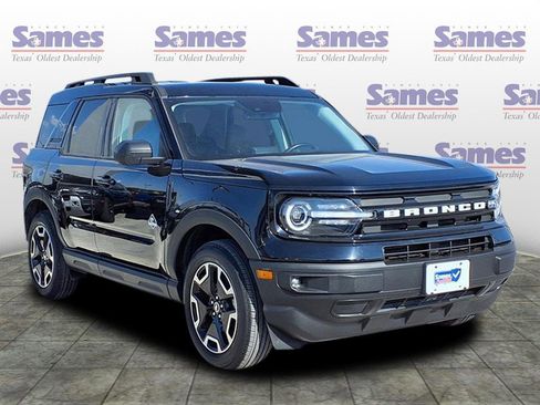 Used 2023 Ford Bronco Sport Outer Banks w/ Tech Package image 1