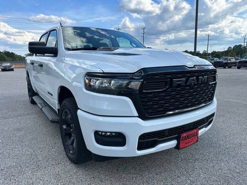 New 2026 RAM 1500 Express AWD/4WD image 4