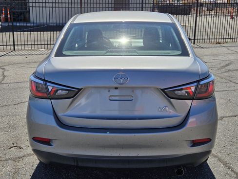 Used 2016 Scion iA image 4