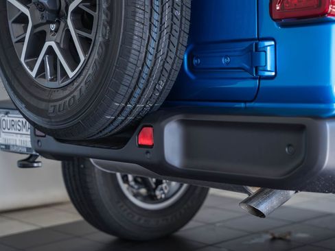 New 2026 Jeep Wrangler Sahara image 7