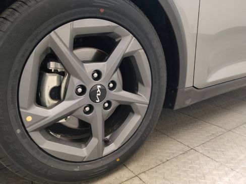 Used 2025 Kia K4 FWD image 31