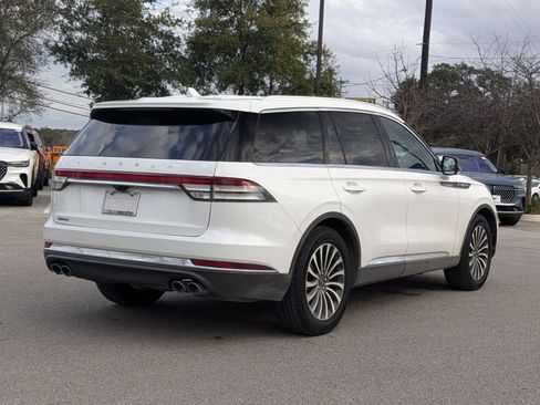 Used 2022 Lincoln Aviator Reserve image 3
