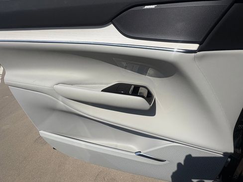 New 2025 Volvo EX90 Plus w/ Protection Package Premier image 12