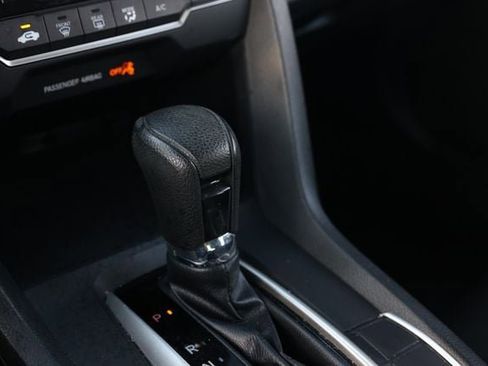 Used 2018 Honda Civic LX image 40