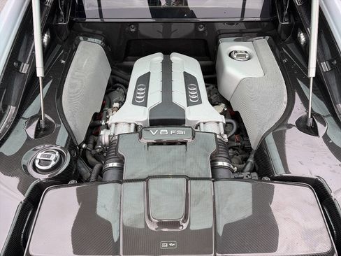 Used 2014 Audi R8 V8 image 9