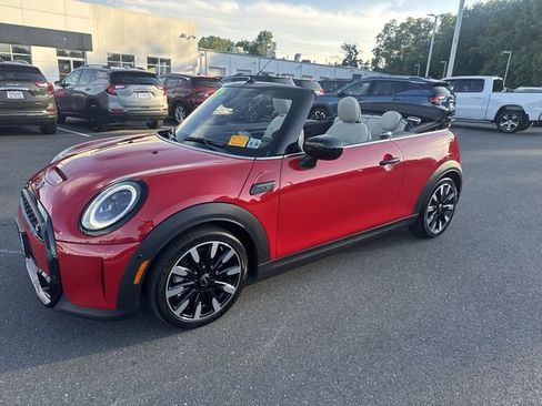 Used 2024 MINI Cooper S FWD image 19