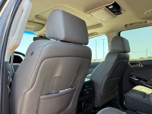 Used 2016 GMC Yukon Denali w/ Open Road Package AWD/4WD image 17