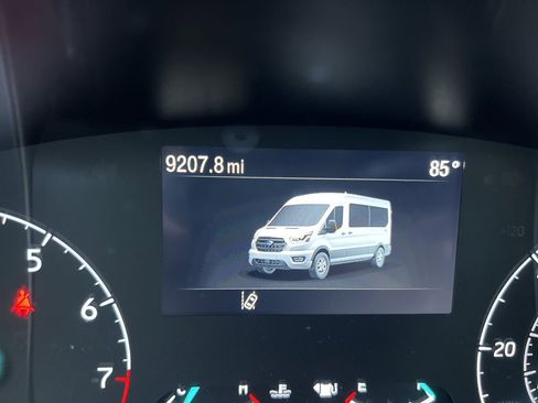 Used 2025 Ford Transit 350 XLT image 3