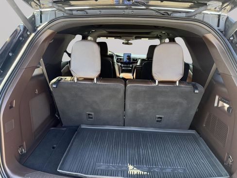 Certified 2021 Ford Explorer King Ranch w/ Premium Technology Package image 22