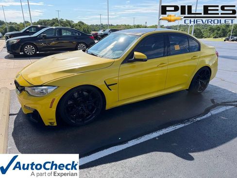 Used 2016 BMW M3 RWD image 1