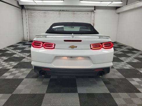 Used 2019 Chevrolet Camaro LT image 5