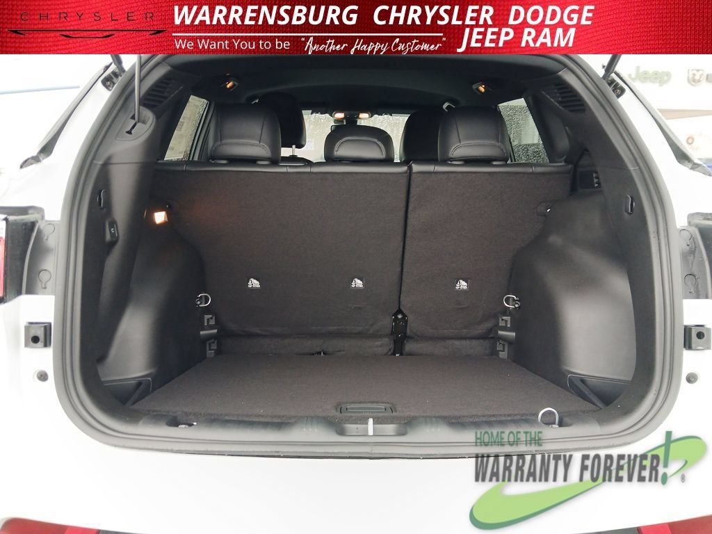 New 2026 Jeep Compass Latitude AWD/4WD image 30