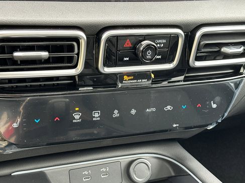 New 2026 Nissan Sentra SR image 19