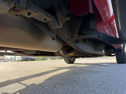 Used 2005 GMC Sierra 2500 SLE w/ Heavy-Duty Power Package image 16